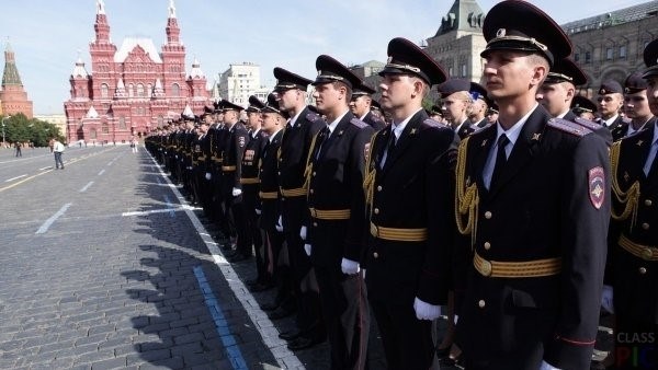 Поступление на службу в полицию: как стать полицейским в России?