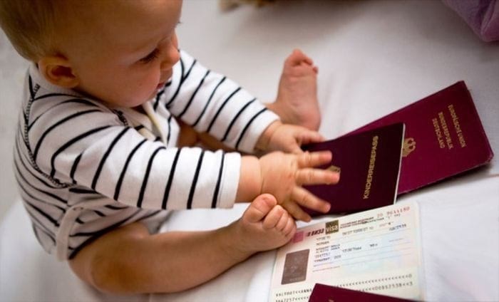Инструкция по внесению ребенка в паспорта родителей