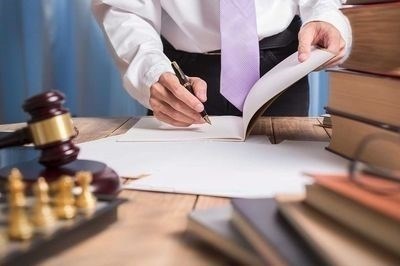 Составление юридических документов: ключевая задача адвоката